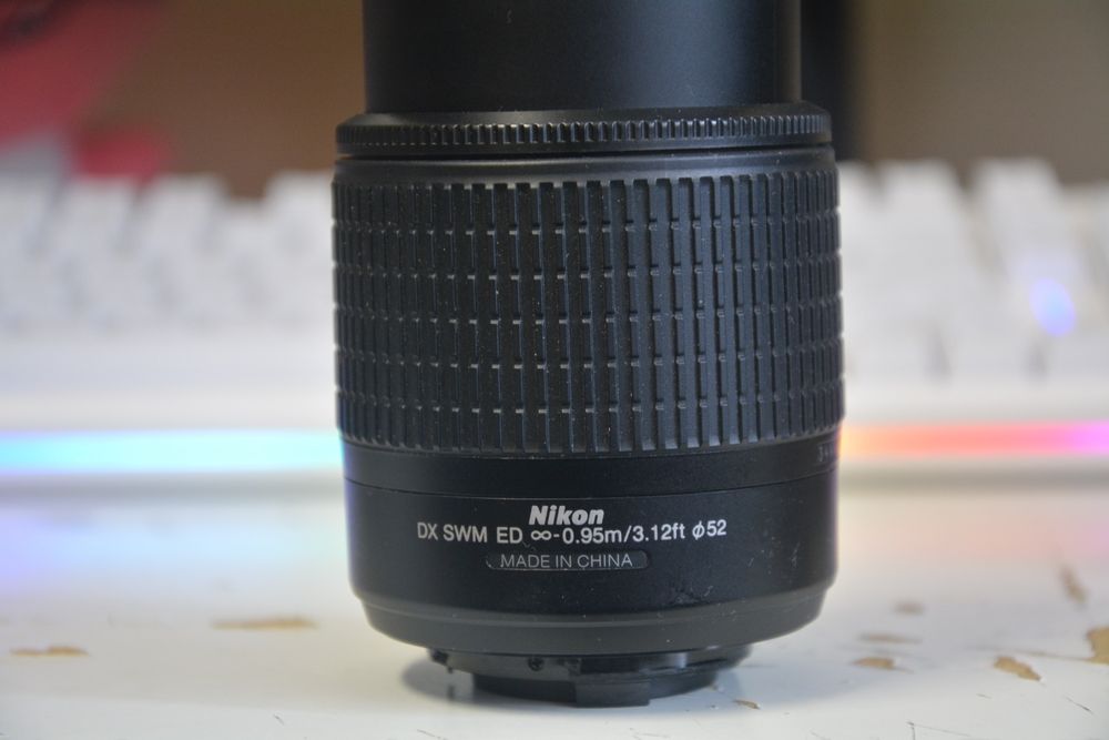 Объектив Nikon 55-200 + набор