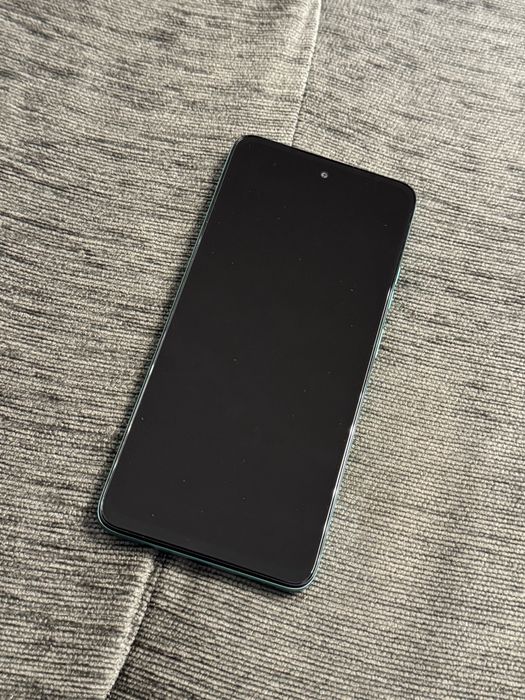 ЧИСТО НОВ 256GB Motorola g57 POWER Гаранция Technopolis 2027 Cyan