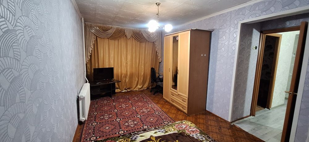 Продается 2-х ком на Бурова 37 /Хозяйка