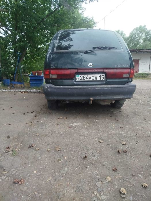 продам  toyota previa