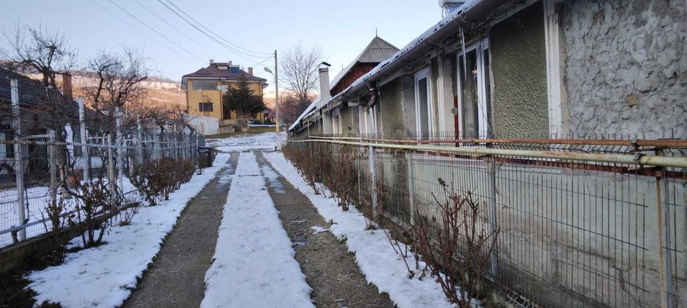 Casa de vanzare Piatra Neamt, zona Ocol