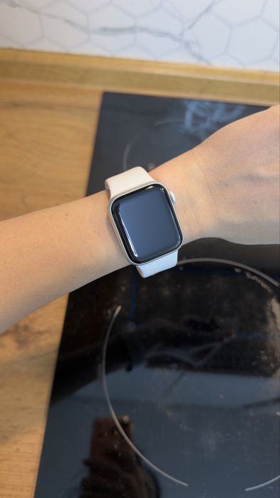 Продам apple watch 6