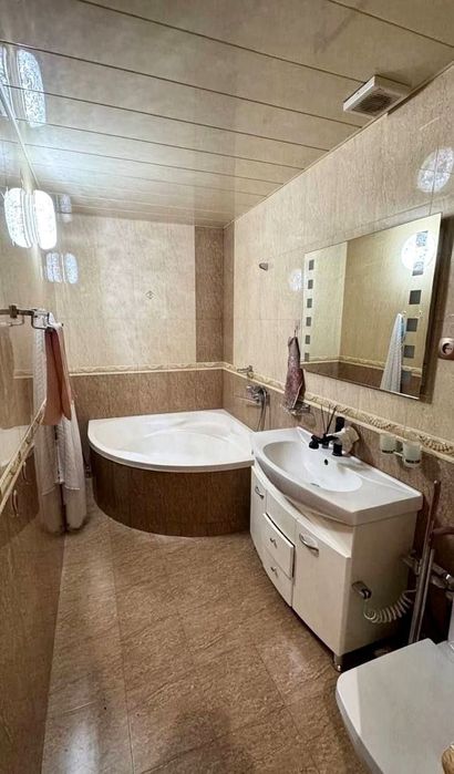 Продаётся квартира в р-не Яккасарай, ор-р Аския базар, 3/4/4/