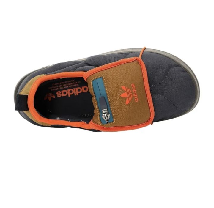 Продам Adidas кроссовки зимние
