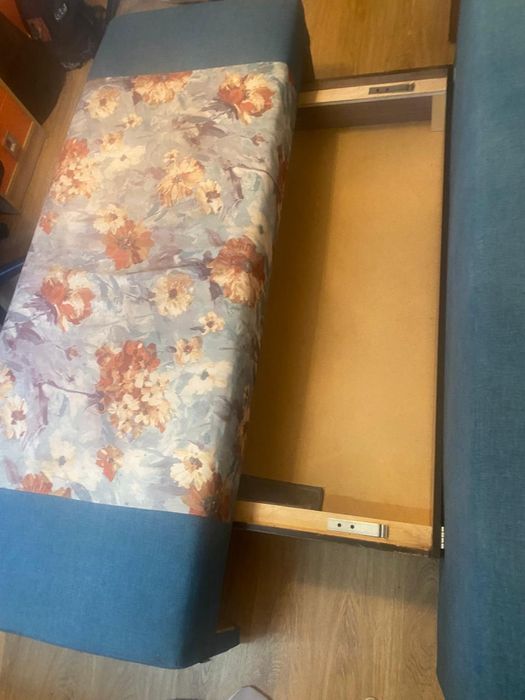 Подростковая стенка и тахта