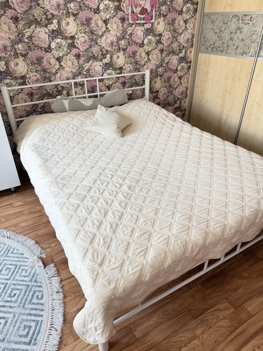 Продам кровать в идеальном состоянии