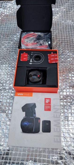 Vantrue cu telecomanda și comanda vocala.