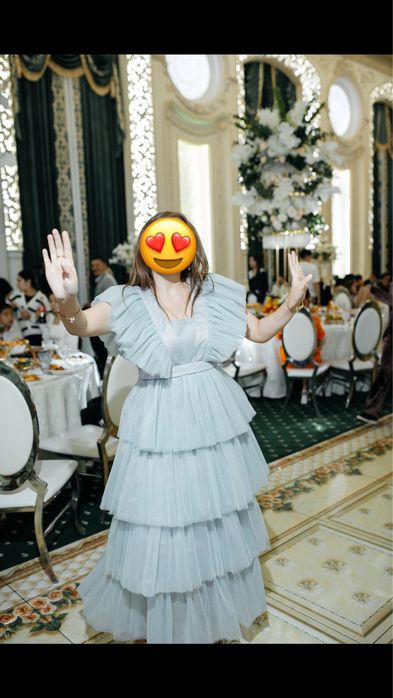 Платье вечернее в голубом цвете