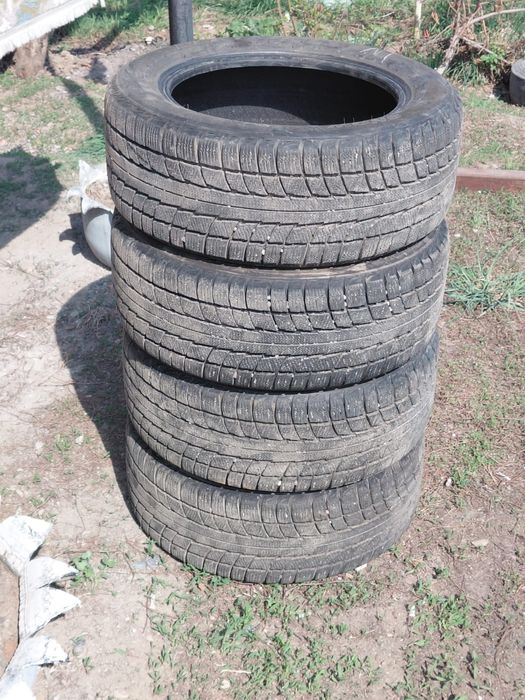 Продам зимние шины
