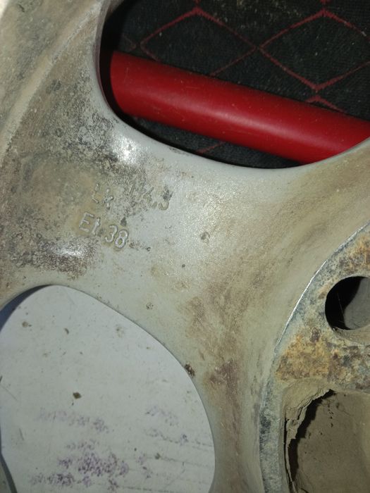 Продам Тит диски р 14