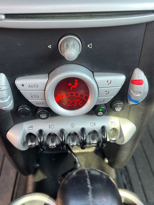 MINI Cooper S R56 1.6 Turbo 174CP Automata, Xenon, Piele, Trapa