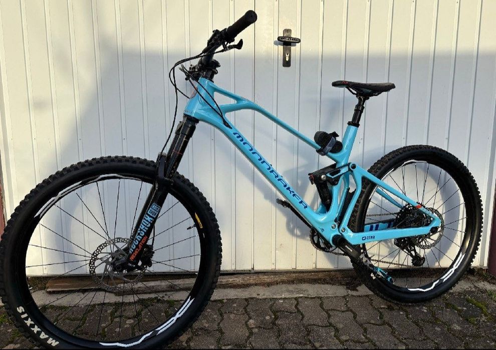 Mondraker Foxy Carbon R 2022г. L, 27.5 Мекица , Ендуро