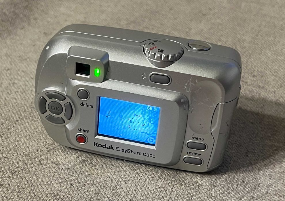 Aparat foto digital Kodak EasyShare C300 3.2MP functional