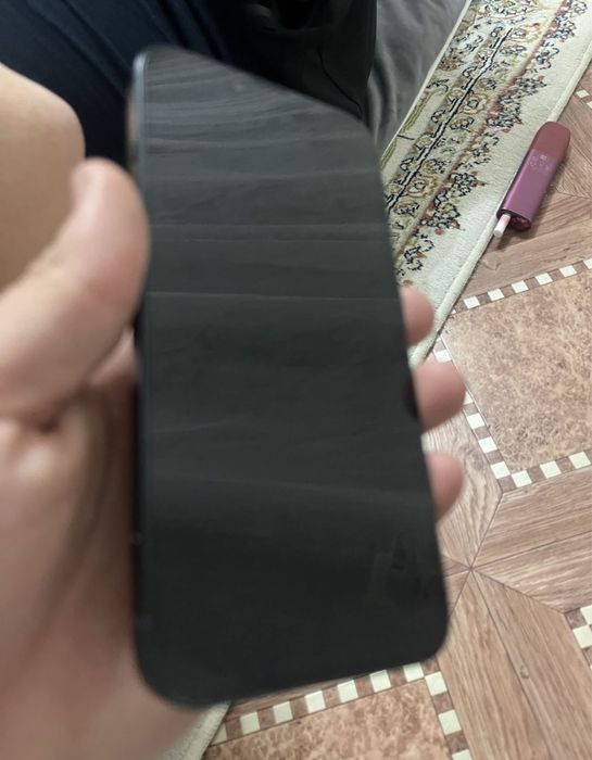 Срочно продам iphone 13 256 гб