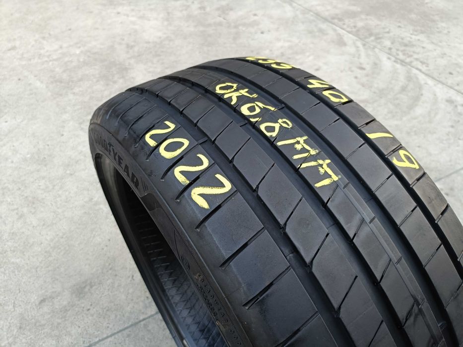 O anvelopa de vara 235 40 19 goodyear asymmetric 6 dot 2022