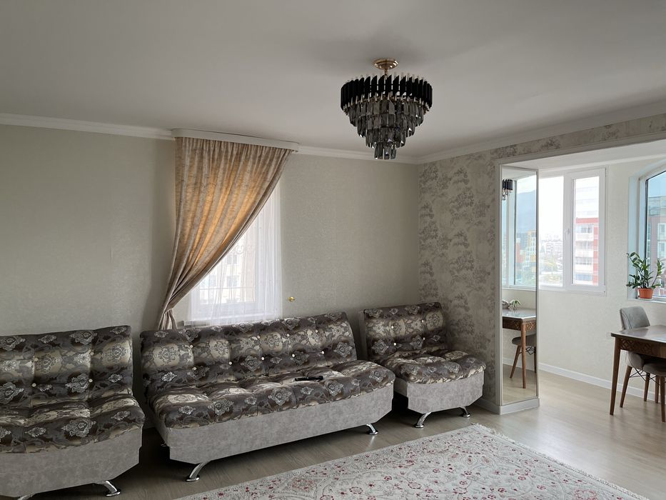 Продам квартиру (за наличку)