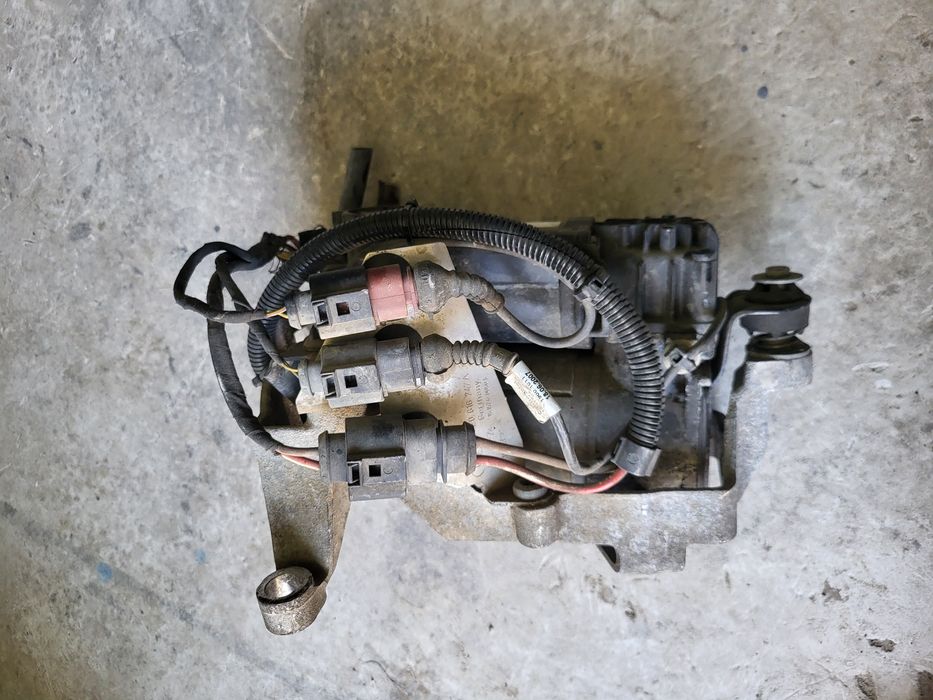 Compresor perne aer audi a8 an 2008 4E0616005G