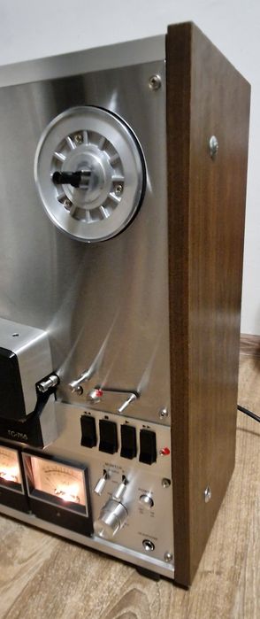 Ролков магнетофон Sony TC755