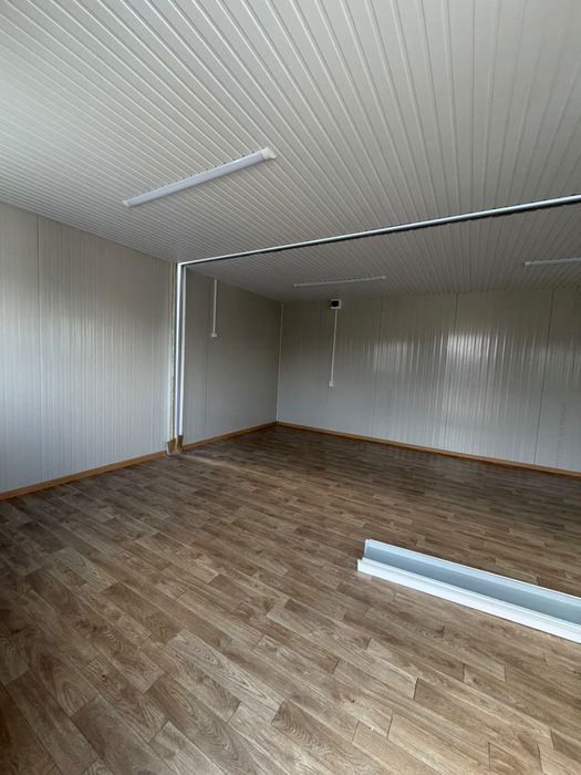 Containere modulare lipite intre ele sau tip terasa vitrina orice model cerut se poate executa pe comanda