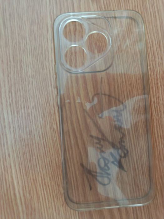 Husă de telefon semnată de Johny Romano