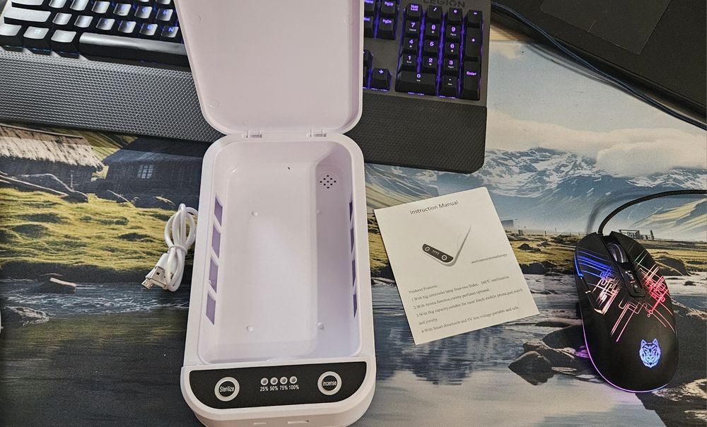 Aparat de dezinfectare si sterilizare telefon, chei, etc.cu lumina UVC