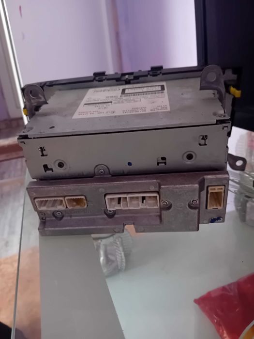 CD Toyota avensis t27