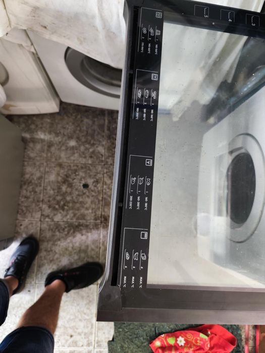 Фурна за вграждане АЕG