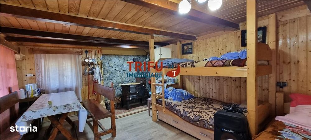 Cabana de vanzare zona Sard cu teren intravilan de 1950 mp