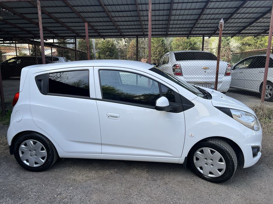 Срочно сотилади Спарк 2-позиция