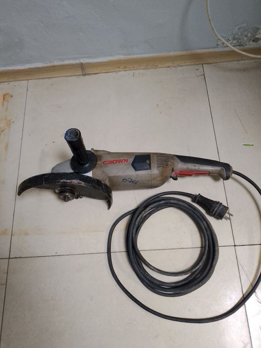 Продам болгарка дск230