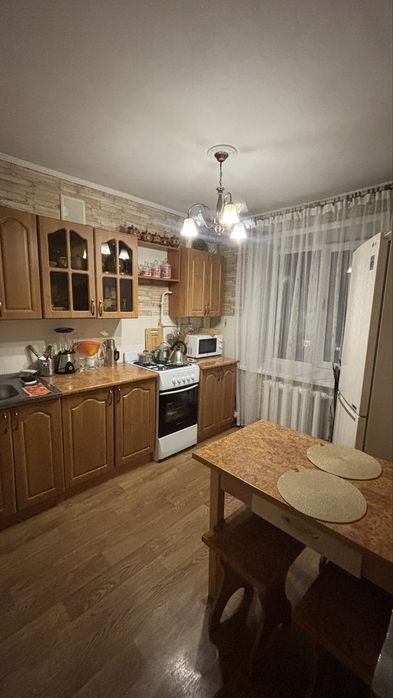 Кухонный гарнитур 2 м