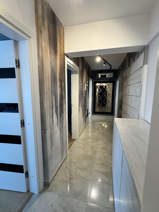 Inchiriez apartament