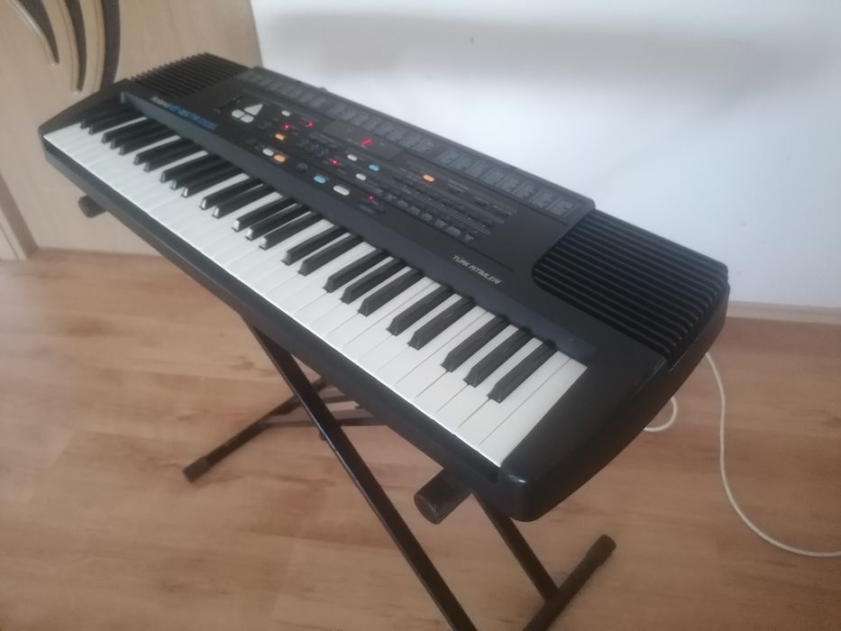 Türk Ritimleri Roland E 16TR profesional