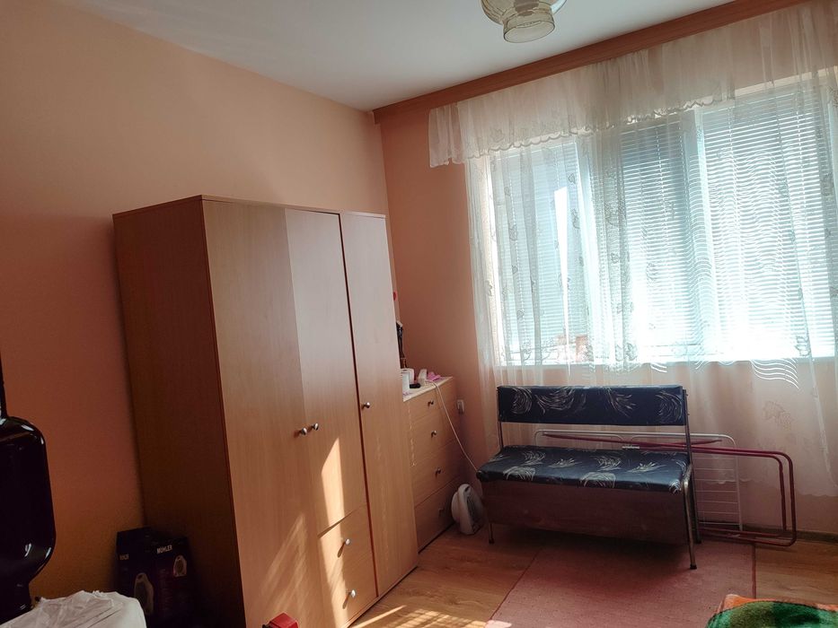 Голяма къща в Сенокос