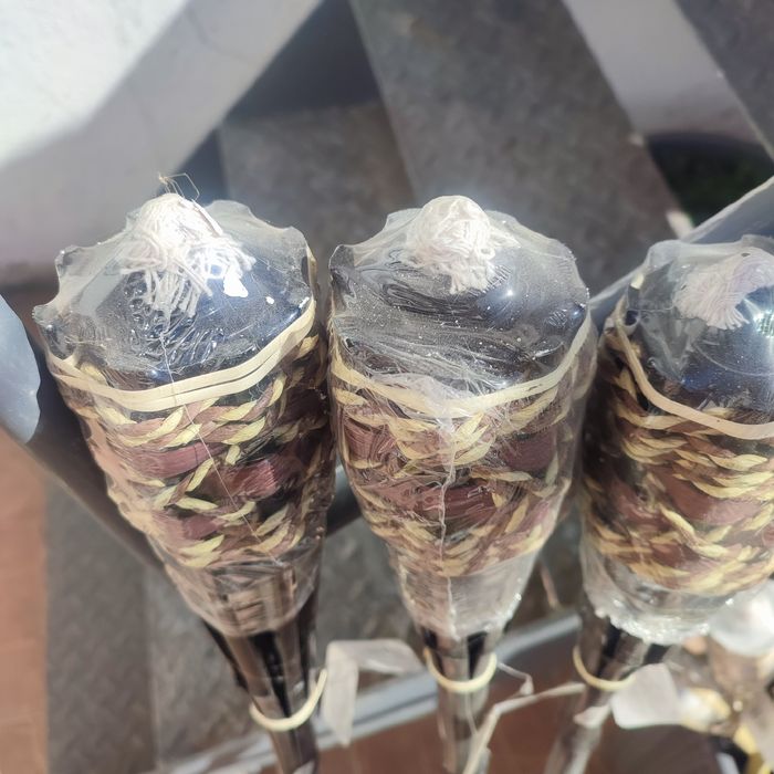 Градински факли от бамбук