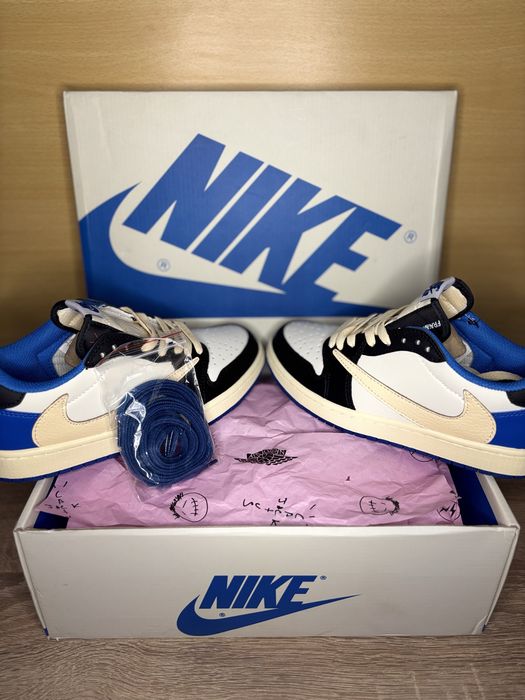 Air Jordan 1 Low Travis Scott x Fragment
