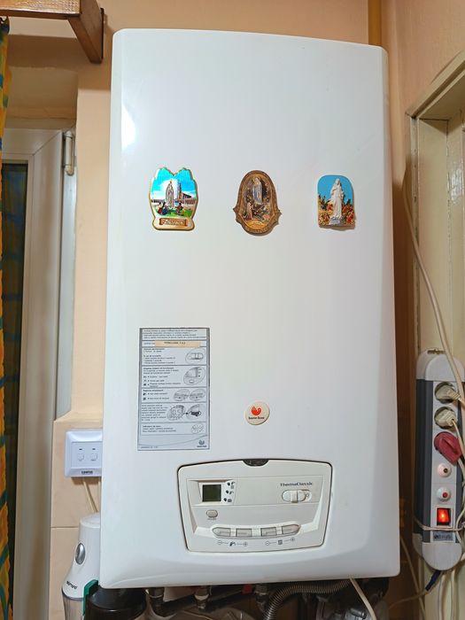 Vând apartament 2 camere