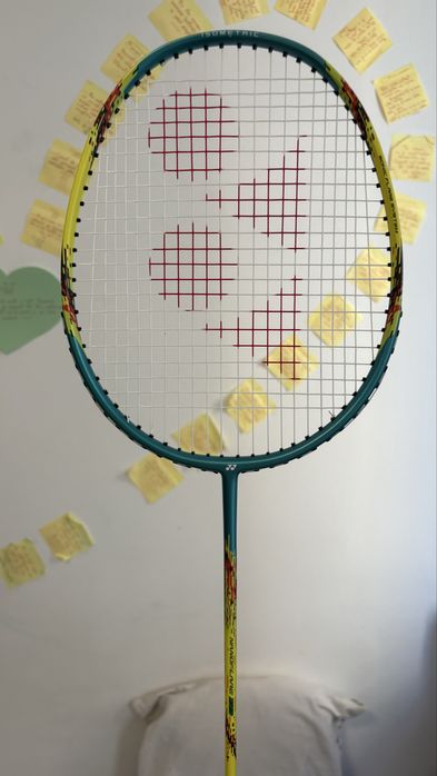 Yonex nanoflare e13
