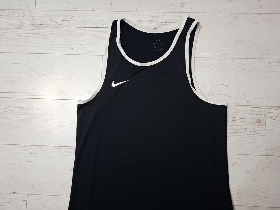 Nike Dry Fit-Ориг. Потник Нов!