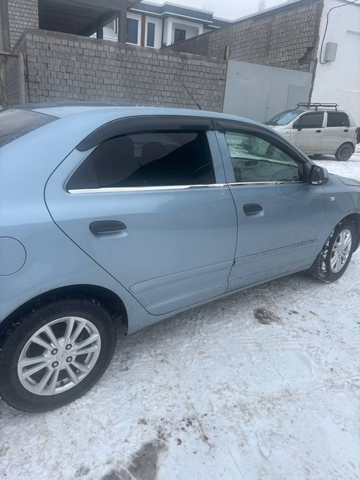 срочно продаётся кобальт 2014 год