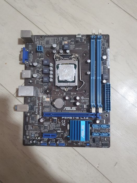 Продаю материнскую плату