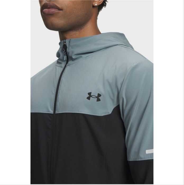 Продам ветровку Under Armour