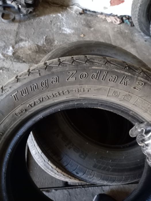 Продам летнии резину