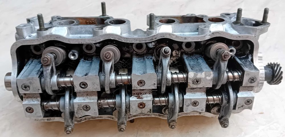 Цилиндрова глава за джип Сузуки Самурай -1985 г.