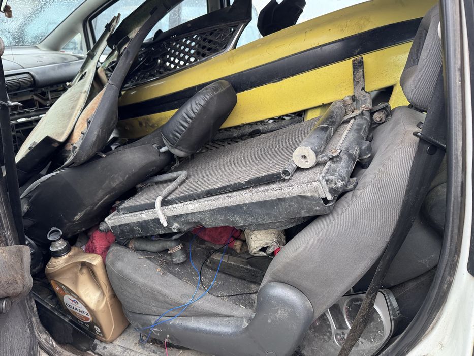 Ford Galaxy 1.9tdi 90hp 2004г На Части