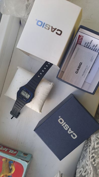 Часы Casio F-91WDG