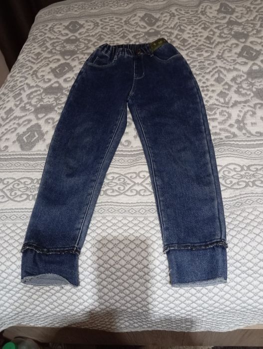 Джинсы с начёсом для девочек.