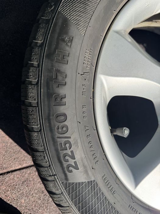 Jante Renault cu cauciuri de iarna in stare buna!