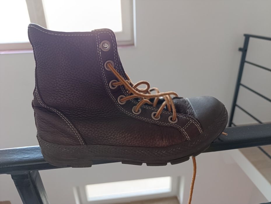 Vând ghete CONVERSE