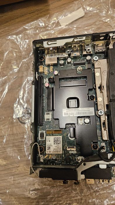 Lenovo ThinkCentre M720q Tiny i5-9600T 16GB DDR4